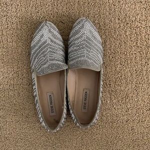 Sparkly slip on Steve Madden flats